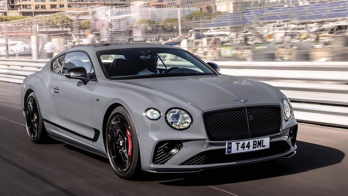 Automobilka Bentley hlásí rekord, loni prodala přes 15 000 luxusních aut